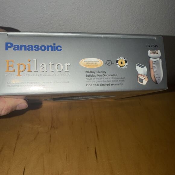 Panasonic ES-2045d Ladies Wet/Dry Epiglide Razor Unused In Original Box - Picture 2 of 8